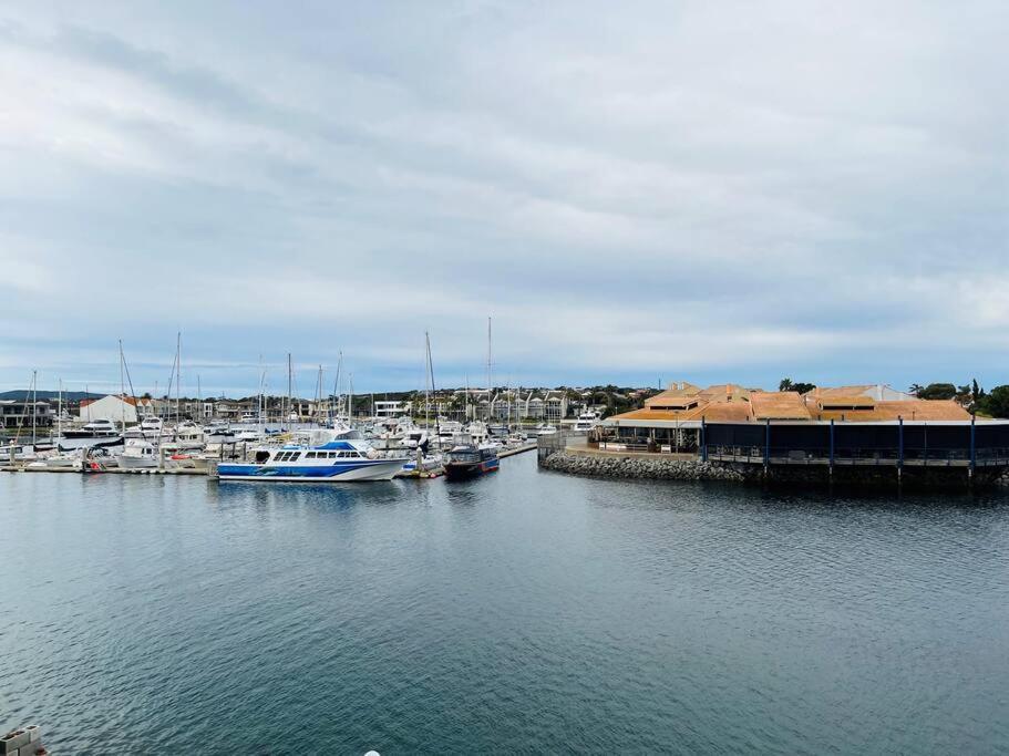 Waterfront Townhouse - Picturesque Marina Views Lejlighed Port Lincoln Eksteriør billede